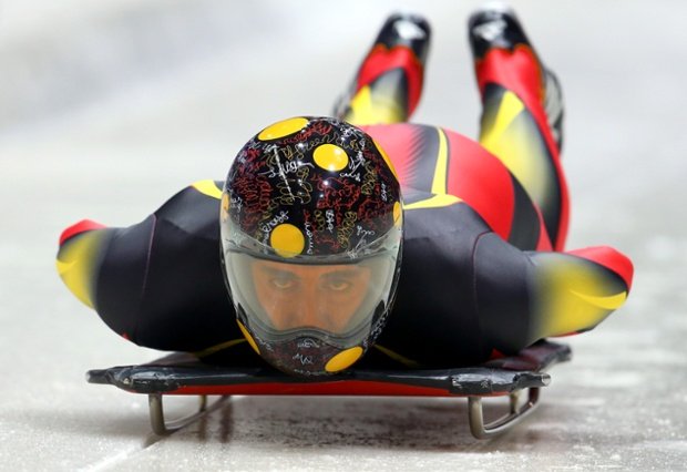 Τα 10 πιο φουτουριστικά κράνη αθλητών, που έκλεψαν την παράσταση στους Χειμερινούς Ολυμπιακούς [εικόνες] | iefimerida.gr 7