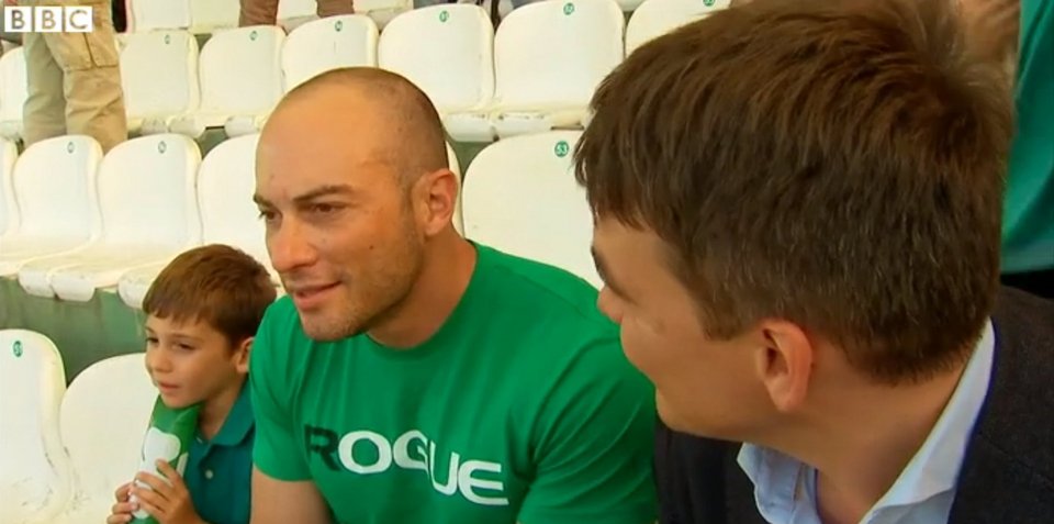 Πώς μάζεψα χρήματα για να πάω τον γιο μου στο γήπεδο [εικόνες] | iefimerida.gr 1