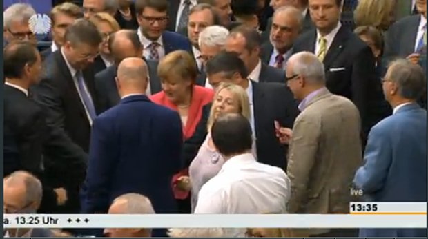 Η γερμανική Βουλή ψήφισε «ναι» για το ελληνικό πρόγραμμα  | iefimerida.gr 3