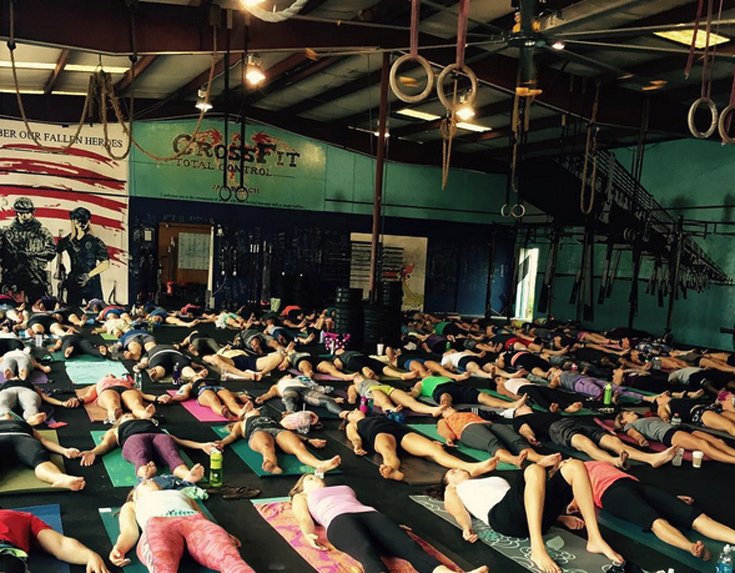 Δύναμη ψυχής: Βετεράνος στρατιώτης με ακρωτηριασμένα μέλη διδάσκει γιόγκα [εικόνες]  | iefimerida.gr 4