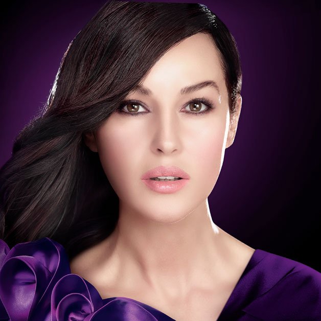 Η Μόνικα Μπελούτσι κλείνει τα 51 της χρόνια και μαγνητίζει [εικόνες]  | iefimerida.gr 5