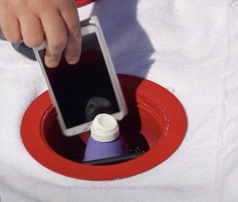 Beach Vault: Το απόλυτο αξεσουάρ παραλίας που θα σας σώσει από τους κλέφτες [εικόνες&βίντεο] | iefimerida.gr 2