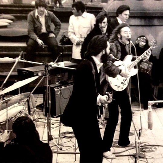 Το τελευταίο κονσέρτο των Beatles στην ταράτσα της Apple [φωτό+βίντεο] | iefimerida.gr 1