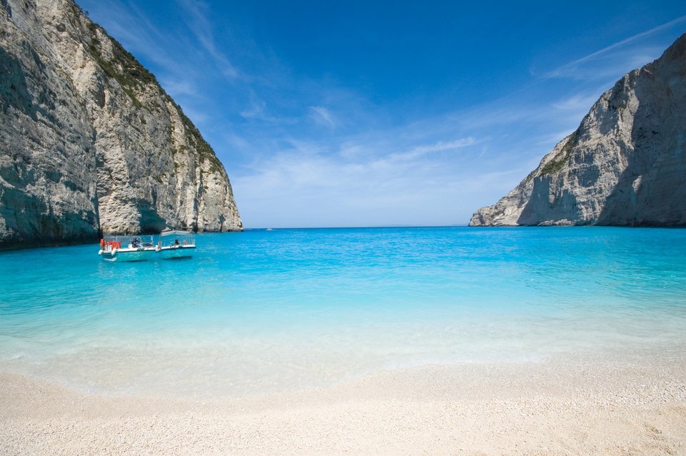 Οι Βρετανοί μας λένε ποιες είναι οι 10 ωραιότερες παραλίες της Ελλάδας [εικόνες] | iefimerida.gr 5