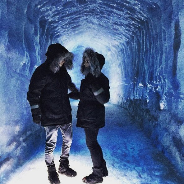 Οι Μπέκαμ της Ισλανδίας -Ο διάσημος ποδοσφαιριστής και το μοντέλο που γράφει για μόδα [εικόνες] | iefimerida.gr 6