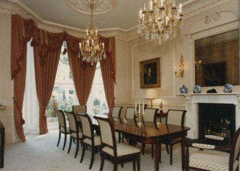 Η νέα χλιδάτη, αξίας 50 εκατ. λιρών, έπαυλη των Μπέκαμ -Η πισίνα στο δωμάτιο με τις τοιχογραφίες και το... κομμωτήριο [εικόνες] | iefimerida.gr 3