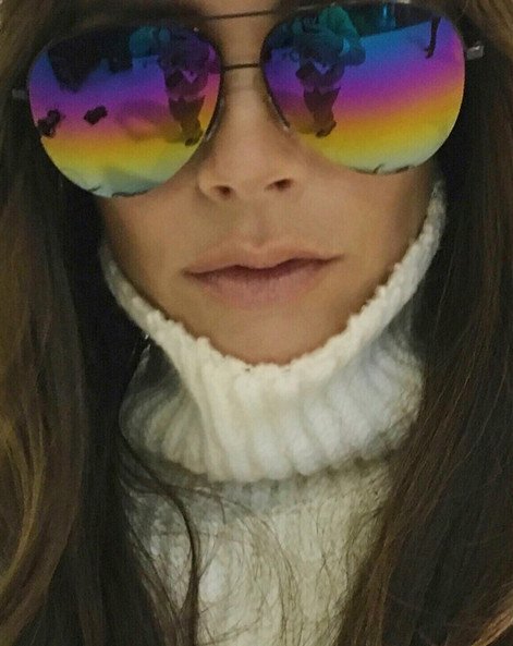 Βικτόρια Μπέκαμ: Αυτή είναι η συμβουλή της για να βρεις τα τέλεια γυαλιά ηλίου [εικόνες] | iefimerida.gr 1