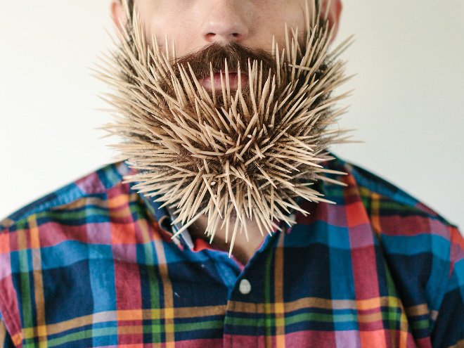 Χίπστερ-μάνια: Μανιώδης γενειοφόρος «εγκλωβίζει» στο μούσι του αντικείμενα όπως ξυραφάκια, μακαρόνια και οδοντογλυφίδες [εικόνες] | iefimerida.gr 7