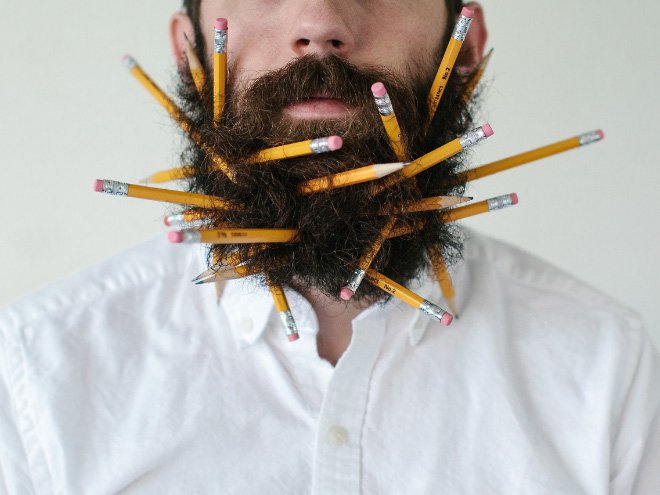 Χίπστερ-μάνια: Μανιώδης γενειοφόρος «εγκλωβίζει» στο μούσι του αντικείμενα όπως ξυραφάκια, μακαρόνια και οδοντογλυφίδες [εικόνες] | iefimerida.gr 4