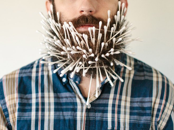 Χίπστερ-μάνια: Μανιώδης γενειοφόρος «εγκλωβίζει» στο μούσι του αντικείμενα όπως ξυραφάκια, μακαρόνια και οδοντογλυφίδες [εικόνες] | iefimerida.gr 5