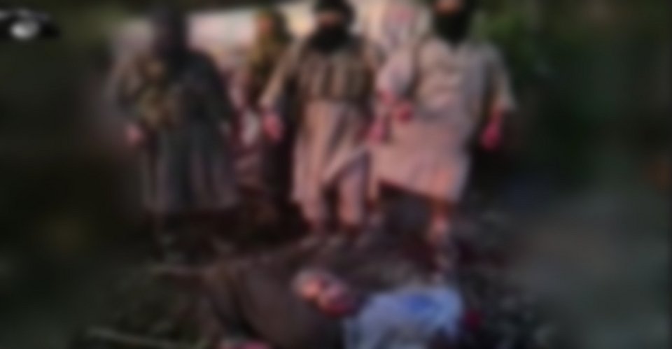 Φρικτές εικόνες: Οι τζιχαντιστές αποκεφάλισαν και ένα Γάλλο όμηρο -Νέο σοκ στον πλανήτη [εικόνες] | iefimerida.gr 4