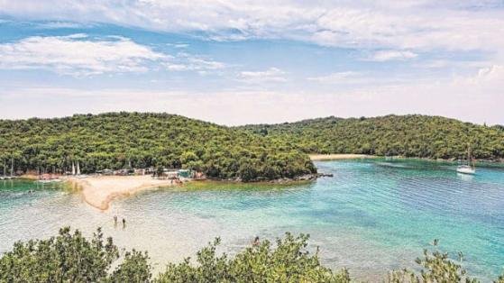 Nέα πρόκληση της Bild: Οι Ελληνες πωλούν τα νησιά τους για εξοφλήσουν τα χρέη τους [εικόνες] | iefimerida.gr 2