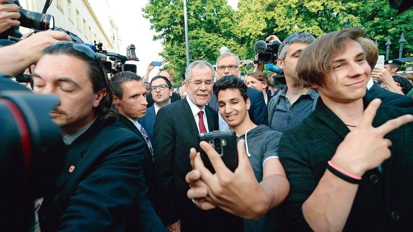 Αυστρία: Νέος Πρόεδρος ο Αλεξάντερ Βαν ντερ Μπέλεν -Οι πολίτες γύρισαν την πλάτη στον ακροδεξιό Χόφερ | iefimerida.gr 6