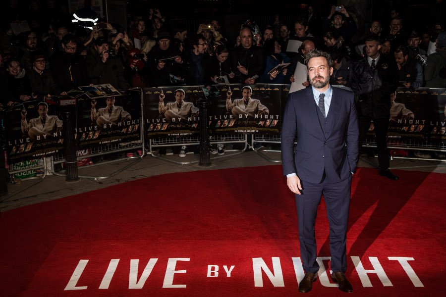 Χρυσά Βατόμουρα: Αφλεκ, Ντε Νίρο και Τζούλια Ρόμπερτς οι χειρότεροι ηθοποιοί της χρονιάς [εικόνες] | iefimerida.gr 0