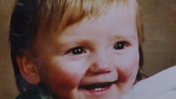 Το μυστικό ταξίδι της μητέρας του μικρού Μπεν στην Ελλάδα -Ηρθε να κάνει τεστ DNA [εικόνες] | iefimerida.gr 1