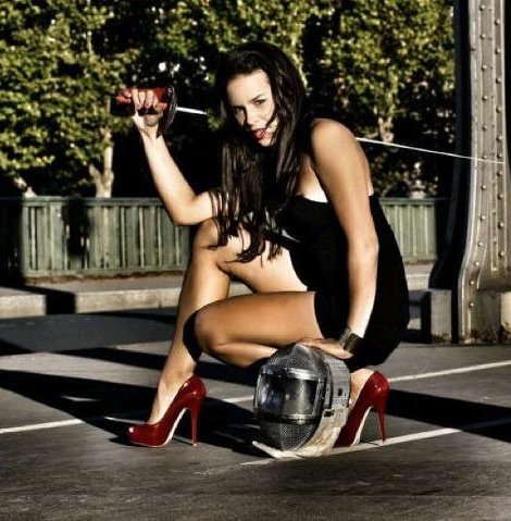 Αυτή είναι η πιο σέξι ξιφομάχος - υπουργός του πλανήτη [εικόνες] | iefimerida.gr 3