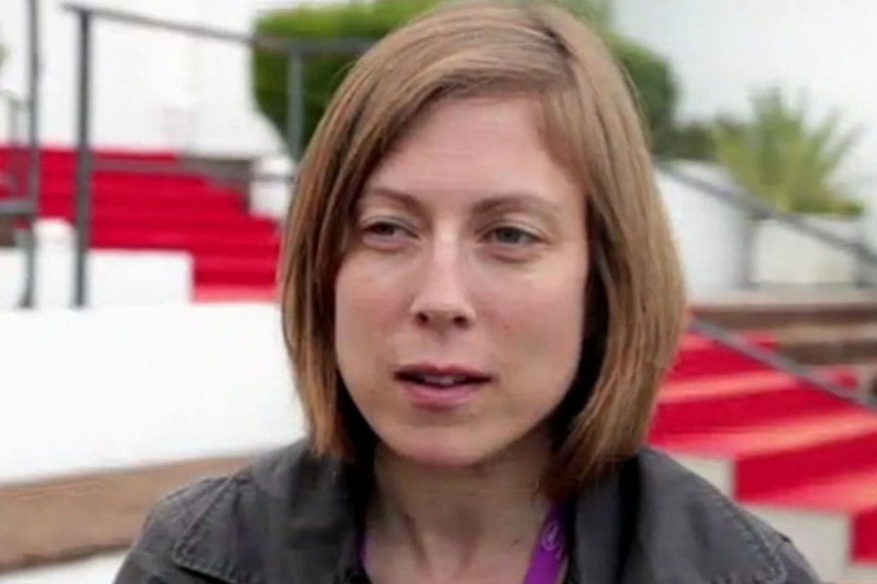 Ο Μπενουά Αμόν παρουσιάζει στους Γάλλους τη σύντροφό του [εικόνες] | iefimerida.gr 2