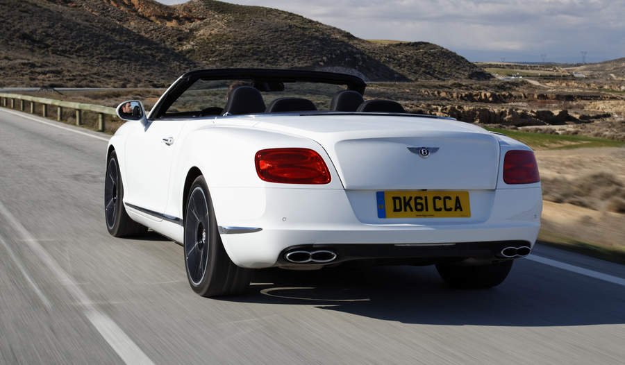 H Bentley που δεν είναι Bentley | iefimerida.gr 4