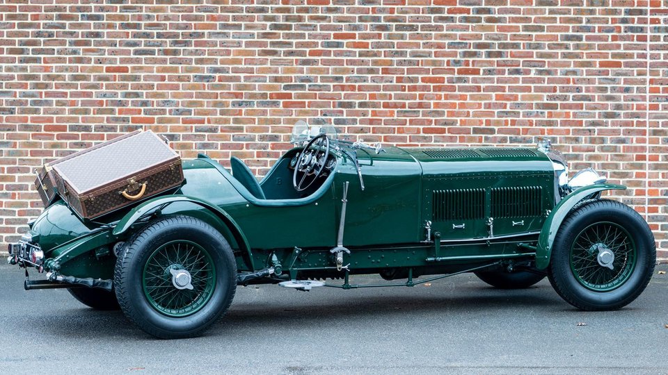 Αγοράστε δυο vintage βαλίτσες Louis Vuitton και πάρτε δώρο μια... Bentley! | iefimerida.gr 8