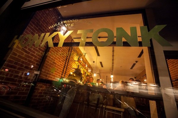 Και εγένετο το burger των 1.770 δολαρίων με φύλλα χρυσού και χαβιάρι [εικόνες] | iefimerida.gr 0