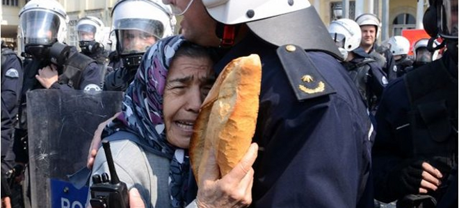 Ματωμένο ψωμί στην Τουρκία [εικόνες] | iefimerida.gr 3