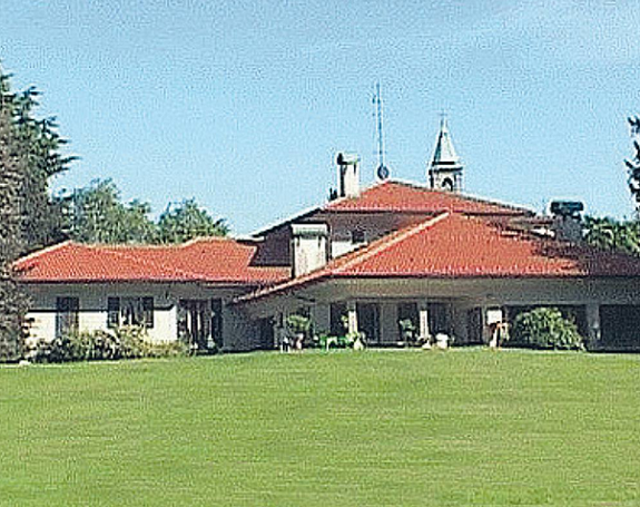 Ο Μπερλουσκόνι αγόρασε αρχοντικό στη σύντροφό του -Για να ζουν χωριστά [εικόνες] | iefimerida.gr 0