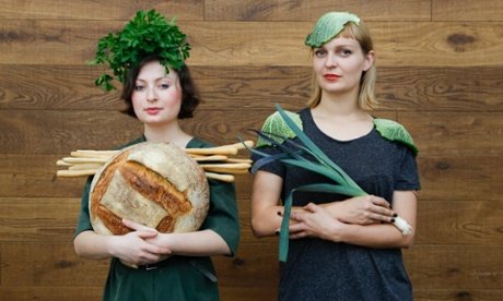 Δύο γυναίκες άνοιξαν το πρώτο σούπερ μάρκετ χωρίς συσκευασίες στο Βερολίνο [εικόνες] | iefimerida.gr 2