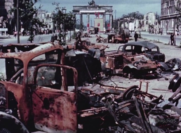 Συγκλονιστικό βίντεο-ντοκουμέντο από το κατεστραμμένο Βερολίνο [εικόνες & βίντεο] | iefimerida.gr 6