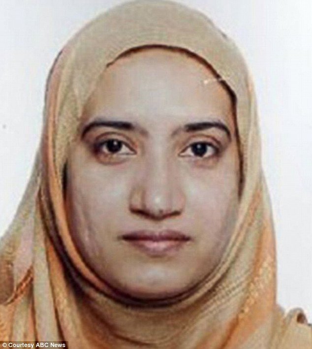 Αυτή είναι η γυναίκα που αιματοκύλισε το Σαν Μπερναρντίνο -Είχε δηλώσει πίστη στον ηγέτη του ISIS [εικόνες] | iefimerida.gr 0