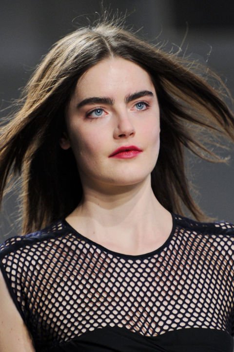 Το μακιγιάζ των 2 λεπτών που ταιριάζει σε όλες τις γυναίκες [εικόνες] | iefimerida.gr 2