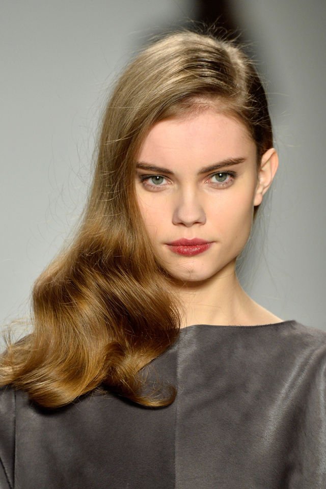 Το μακιγιάζ των 2 λεπτών που ταιριάζει σε όλες τις γυναίκες [εικόνες] | iefimerida.gr 4