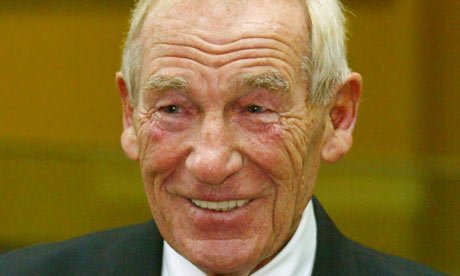 Μπερτ Τράουτμαν: Το πρωτοπαλίκαρο των Ναζί που λατρεύτηκε στην Αγγλία [εικόνες & βίντεο] | iefimerida.gr 5