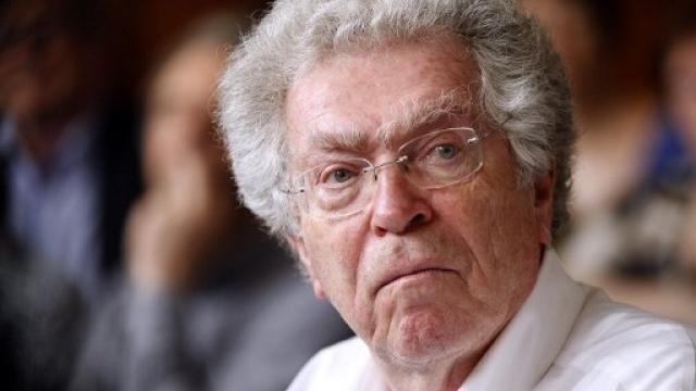 Σάλος στη Γαλλία: Κόρη υπουργού κατηγορεί υπουργό ότι της έβαλε χέρι σε δημόσιο χώρο [εικόνες] | iefimerida.gr 2