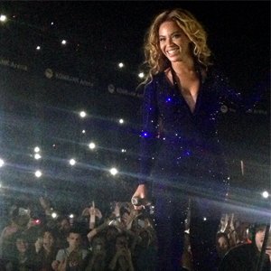 Η Μπιγιονσέ τραγουδάει με ρούχα Έλληνα σχεδιαστή και έρχεται στην Ελλάδα για να τραγουδήσει σε γάμο [εικόνες] | iefimerida.gr 0