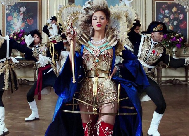 Ντυμένη καυτή βασίλισσα αναγγέλει την περιοδεία της η Μπιγονσέ [εικόνες+ βίντεο]  | iefimerida.gr 0