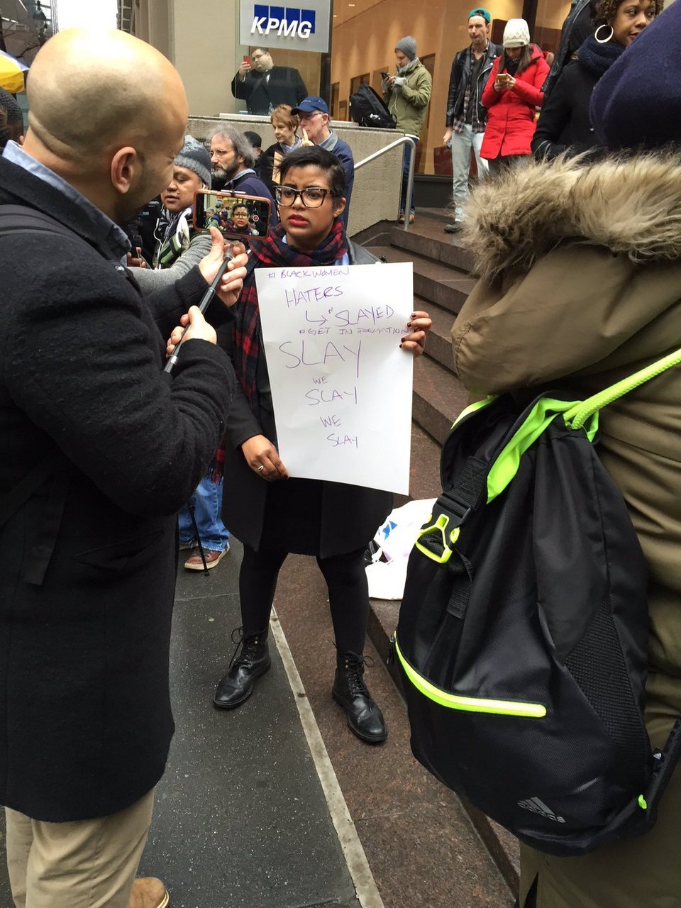 Οργάνωσαν διαδήλωση εναντίον της Beyonce -Αλλά δεν εμφανίστηκε κανείς [εικόνες] | iefimerida.gr 2