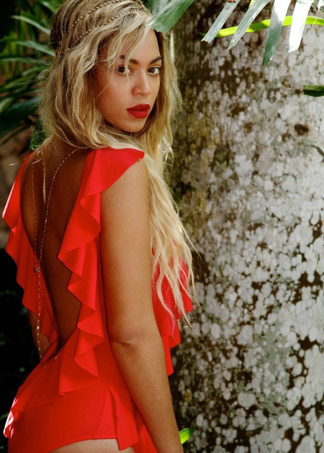 Η Βeyonce ξέρει να κρύβει τις ατέλειές της -Τα μαγιό που αναδεικνύουν τα καλλίγραμμα πόδια της [εικόνες] | iefimerida.gr 2