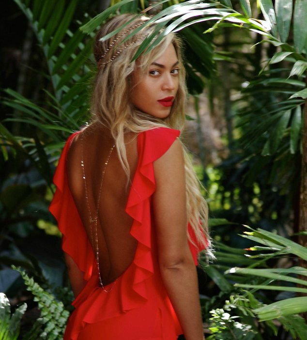 Η Βeyonce ξέρει να κρύβει τις ατέλειές της -Τα μαγιό που αναδεικνύουν τα καλλίγραμμα πόδια της [εικόνες] | iefimerida.gr 4