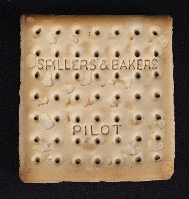 «Μπισκότο του Τιτανικού»: Στα χέρια Ελληνα συλλέκτη για 15.000 λίρες [εικόνες]  | iefimerida.gr 1