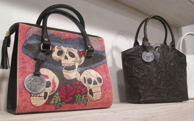 Η μπίζνα των φυλακών -Πρώην κρατούμενος πληρώνει έγκλειστους για να του σχεδιάζουν αξεσουάρ [εικόνες]  | iefimerida.gr 3