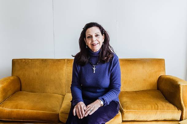 Άρχισε η επίπλωση της πολυκατοικίας των αστέγων – Δόθηκαν άλλα τρία διαμερίσματα σε Ζωγράφου και Βύρωνα [εικόνες]  | iefimerida.gr 0