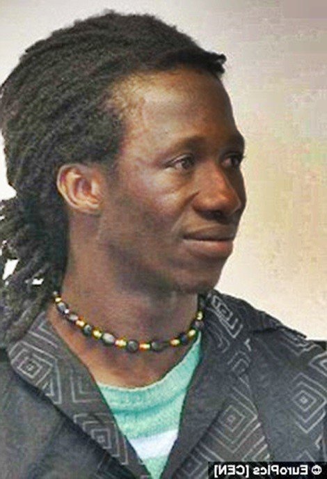 Αυτός ο άντρας είχε πέντε συζύγους, επτά αρραβωνιαστικές και πέντε φιλενάδες [εικόνες] | iefimerida.gr 2