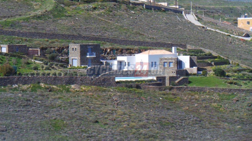 Aυτή είναι η βίλα του ζεύγους Παπαδημητρίου-Αντωνοπούλου στη Σύρο [εικόνες & βίντεο] | iefimerida.gr 7