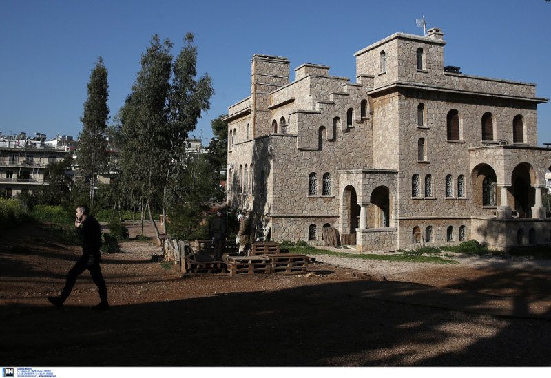 Κάλεσμα μέσω διαδικτύου για συγκεντρώσεις μετά την εκκένωση της βίλας Ζωγράφου [εικόνες] | iefimerida.gr 5