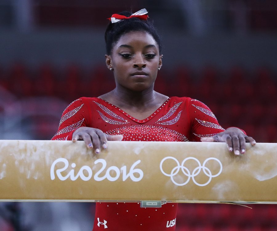 Simone Biles: Το «χρυσό» παιδί της Αμερικής και η ζωή μακριά από την εξαρτημένη μητέρα [εικόνες] | iefimerida.gr 2