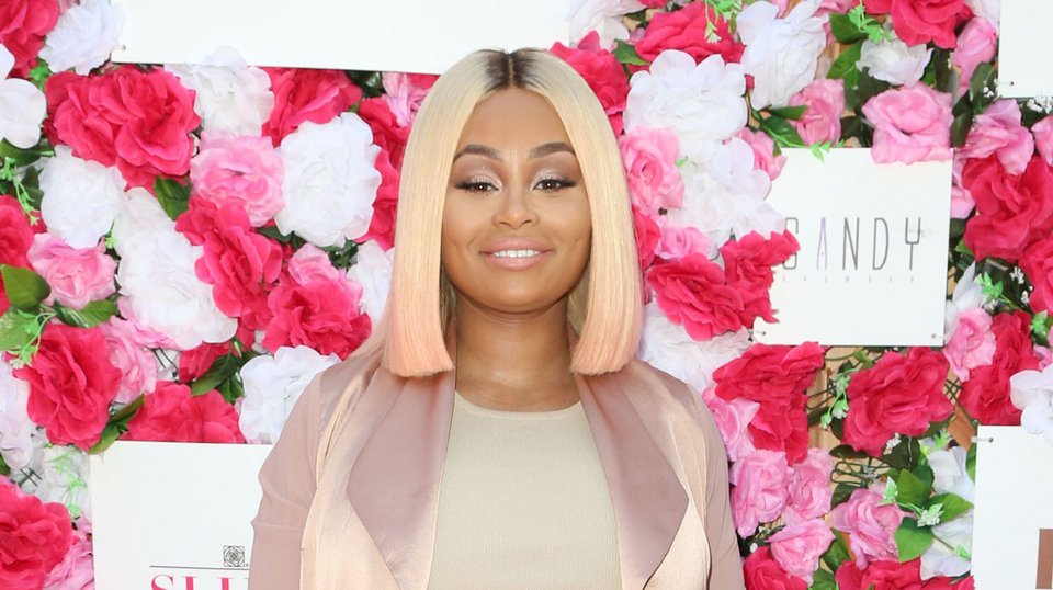 Σκοτωμός στις Καρντάσιανς: Δεν αφήνουν την Blac Chyna να πάρει το όνομά τους [εικόνες] | iefimerida.gr 1