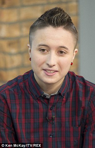  Η μητέρα που συγκλονίζει: Ετσι στήριξα την κόρη μου στα 10 της να αλλάξει φύλο και να γίνει αγόρι [εικόνες & βίντεο] | iefimerida.gr 3