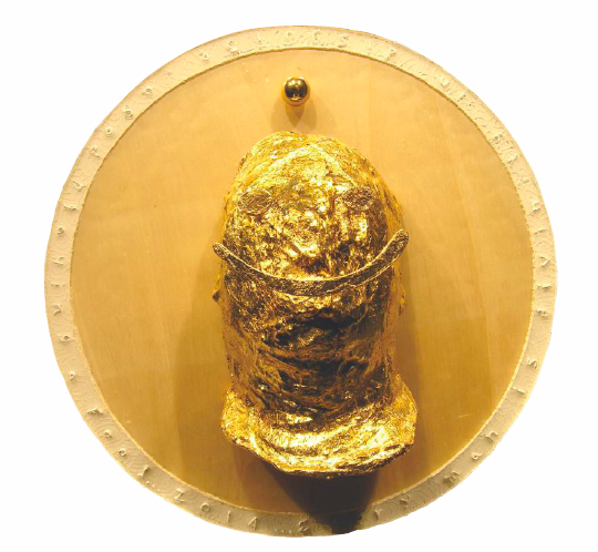 Ο «Κόσμος» του πολυπράγμονα Μανώλη Αναστασάκου στη Γλυφάδα [εικόνες] | iefimerida.gr 2