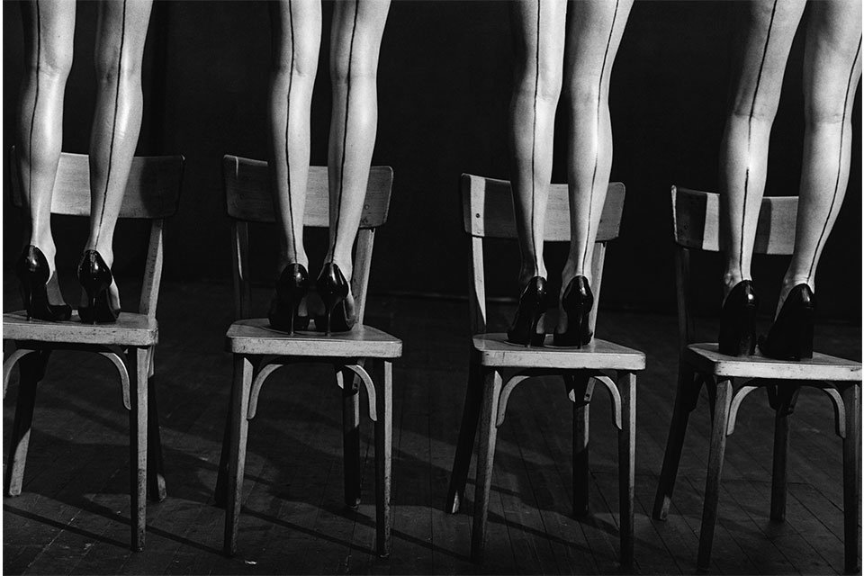 Eρωτισμός κοφτερός σαν μαχαίρι: Στην έκθεση του φωτογράφου μόδας  Peter Lindbergh στο Παρίσι [εικόνες] | iefimerida.gr 2