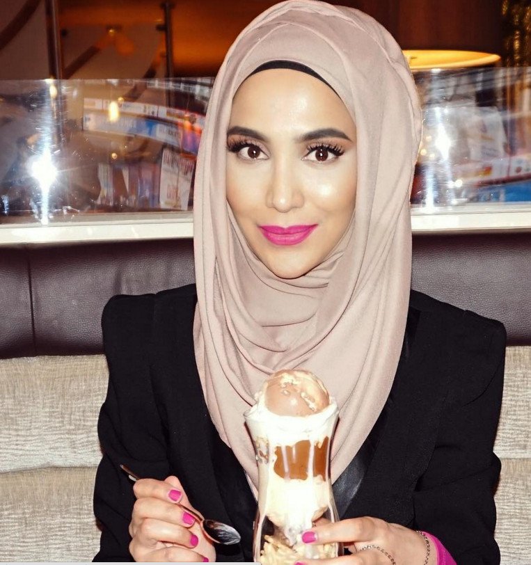 Η μουσουλμάνα fashion blogger που κάνει θραύση -Λανσάρει μοδάτες μαντίλες [εικόνες] | iefimerida.gr 15